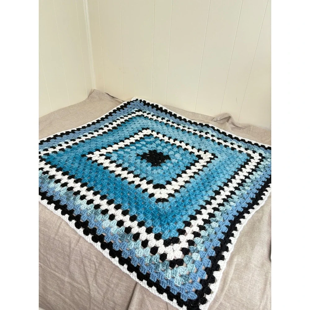 Handmade Crochet Granny Square Blanket Blue Black White Diamond Afghan‎ 48x48